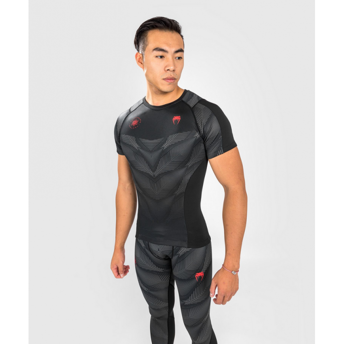 Рашгард - Venum Phantom Rashguard Short Sleeves - Black/Red​